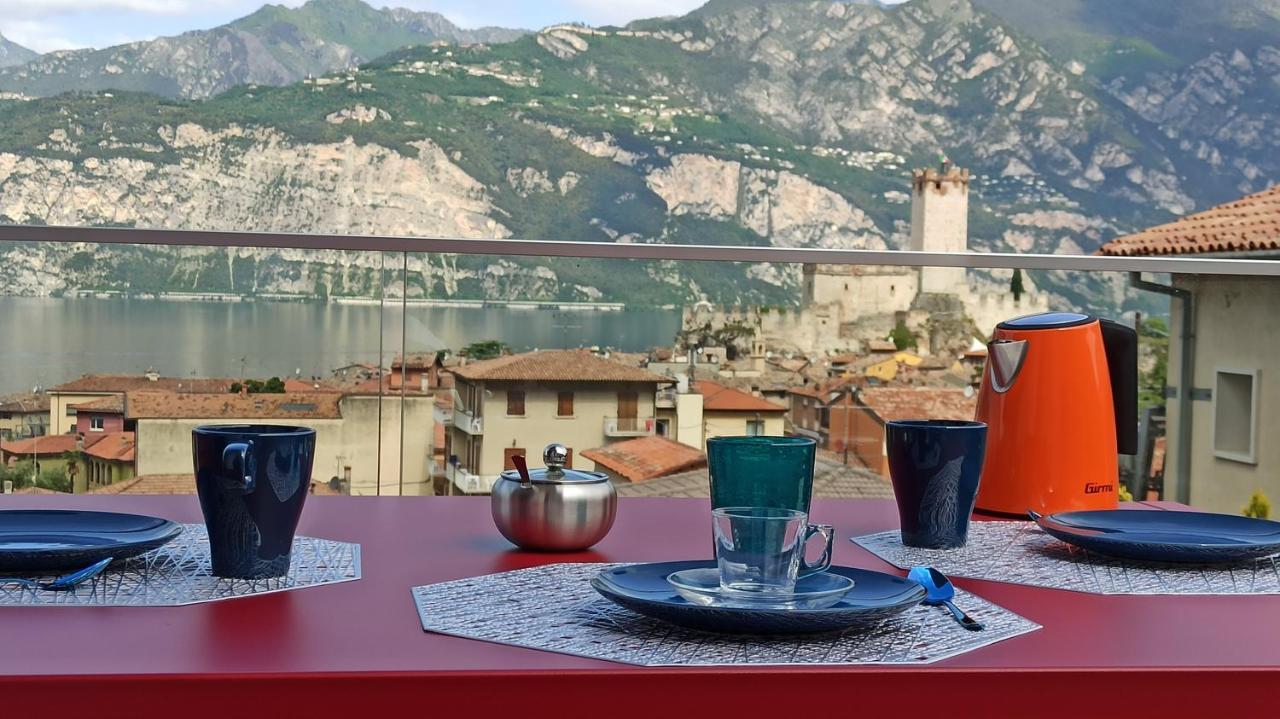 Ferienwohnung Blue Sky Garda - Sunset Malcesine Exterior foto