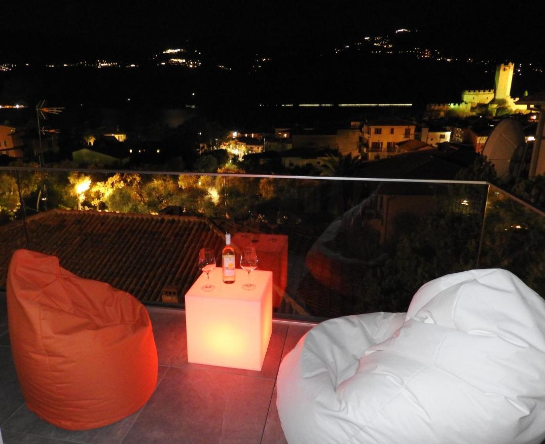 Ferienwohnung Blue Sky Garda - Sunset Malcesine Exterior foto